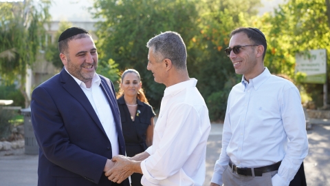 שר הפנים.JPG