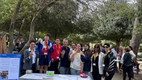 ראש_המועצה_אבישי_כהן,_סגניתו_אסנת_ורטמן_ברוכים_ואורה_מרדכי,_מנהלת_מחלקת_החינוך_היסודי_במועצה_יחד_עם_