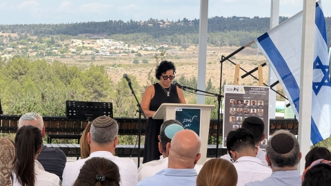 שלוש שנים לאירועי השבעה באוקטובר: טקס הזיכרון המועצתי התקיים במצפה עידו לזכרו של עידו קסלסי ז"ל